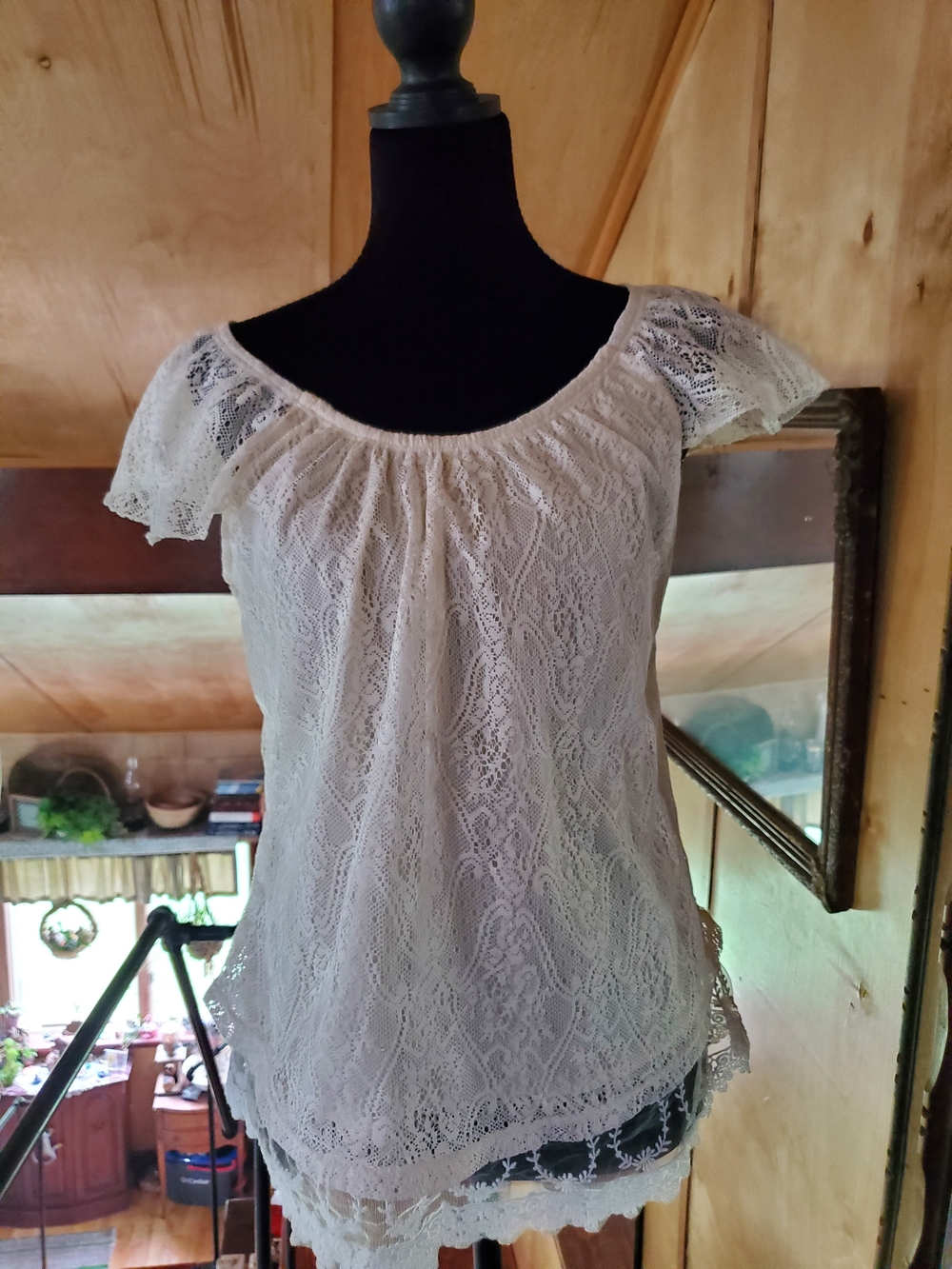 Self Esteem Cream Lace Boho Blouse – Flutter Sleeve Peasant Top,
 Size M